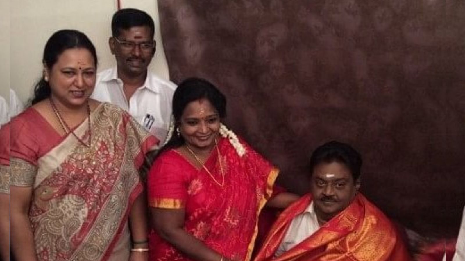 விஜயகாந்த் பிறந்தநாள்.. திரைப்படங்களின் பெயரை வைத்தே வாழ்த்து கூறிய தெலங்கானா ஆளுநர் தமிழிசை சௌந்தரராஜன்