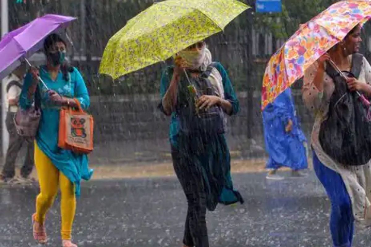 தமிழகத்தின்ல் 5 நாட்களுக்கு கனமழை பெய்ய வாய்ப்பு - வானிலை ஆய்வு மையம்