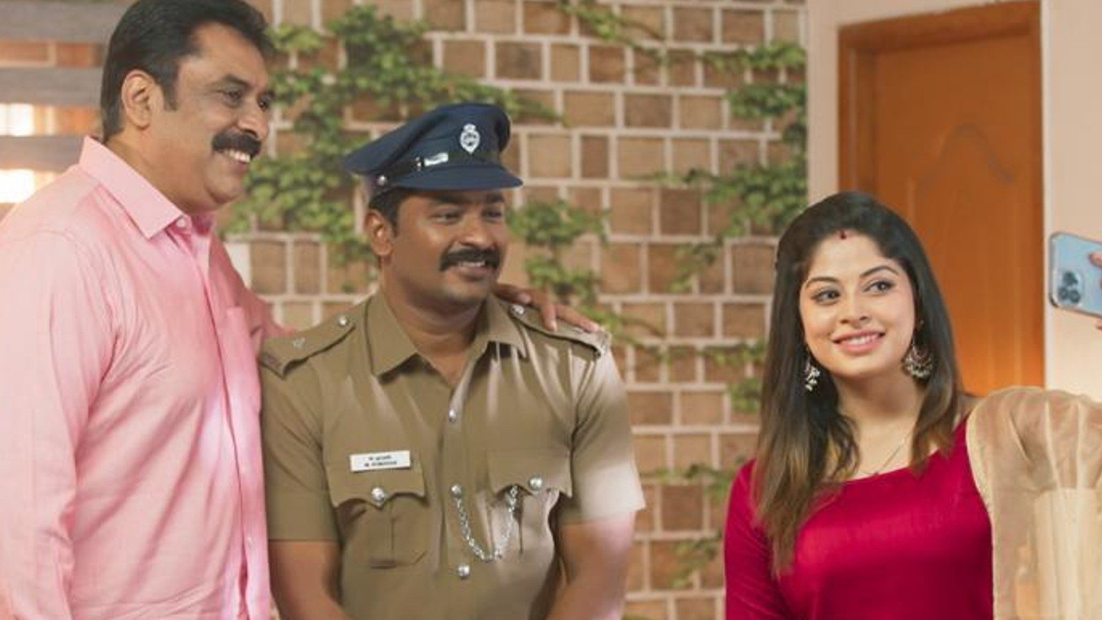 கண்ட நாள் முதல் சீரியலில் அடுத்த சுவாரசியம்... குமரனுக்கு உதவ வரும் ஐ.ஜி ரவி!