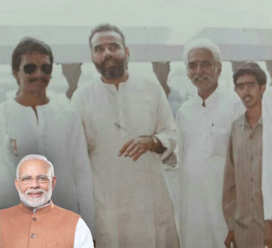  பிரதமர் நரேந்திர மோடியின் அரிய புகைப்படங்களின் தொகுப்பு (PM Narendra Modi Rare Photos)