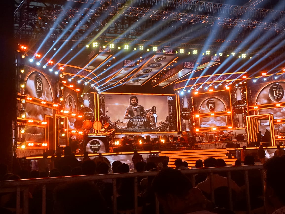  அதோடு பொன்னியின் செல்வன் திரைப்படத்திலிருந்து ஏற்கனவே 2 பாடல்கள் வெளியாகி ரசிகர்களை கவர்ந்துள்ளன.