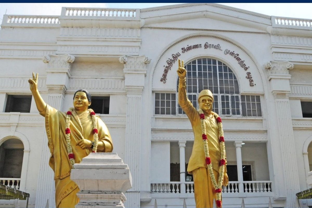 அதிமுக கலவரத்தில் திருடப்பட்ட ஆவணங்கள் எங்கு இருந்தது தெரியுமா?