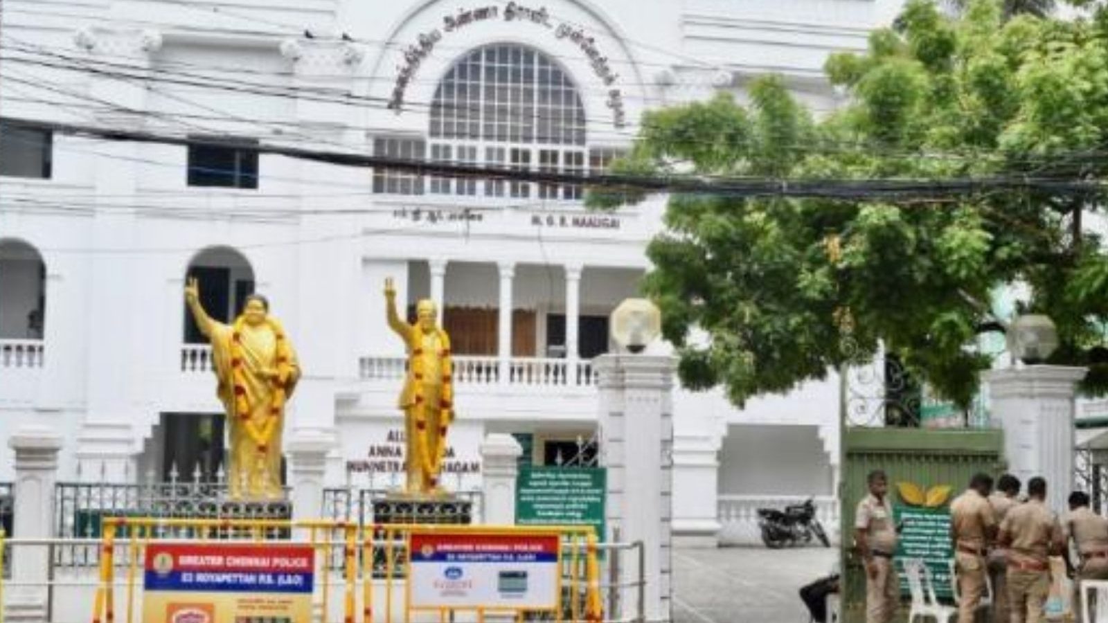 அதிமுக அலுவலகத்தில் சிபிசிஐடி போலீசார் விசாரணை... ஜூலை 11 நிகழ்ந்த மோதல் தொடர்பாக ஆய்வு