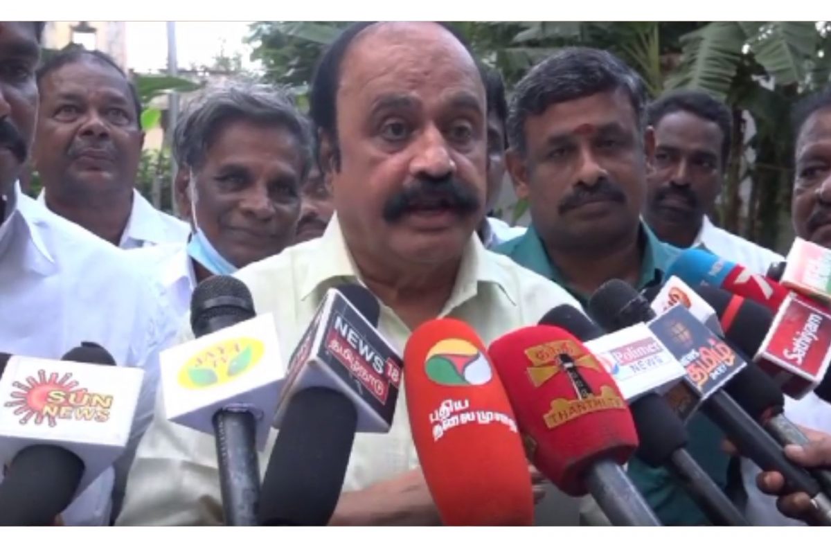 புகழேந்தி 