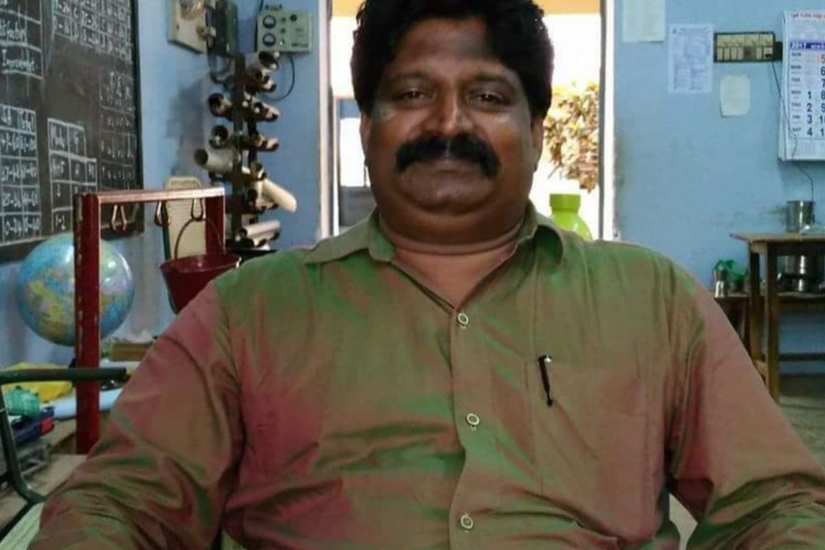 பள்ளி வகுப்பில் ஆபாசமாக பாடம் நடத்திய ஆசிரியர் போக்ஸோவில் கைது...