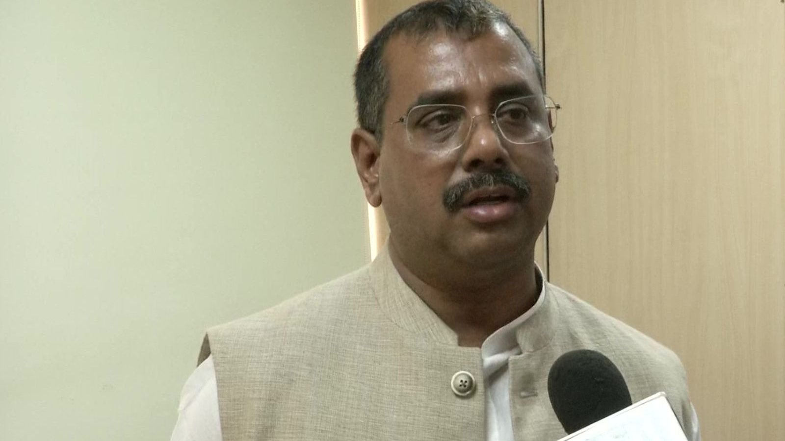 மதம் மாறியிருந்தால் ஆதிதிராவிடர் வகுப்பை சேர்ந்தவர் சான்றிதழ் செல்லாது... தேசிய ஆதிதிராவிட ஆணைய துணைத் தலைவர் தகவல்