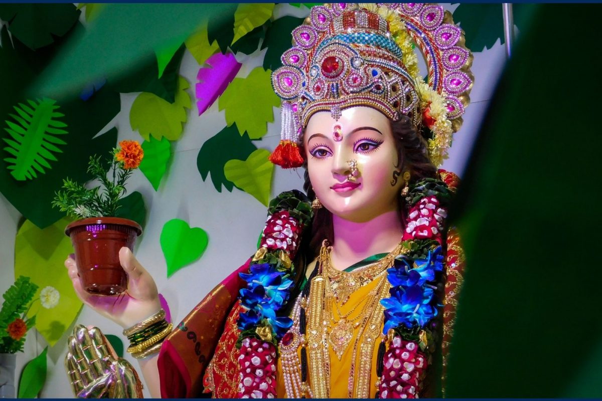 துர்காஷ்டமி அன்று பூஜை செய்யும் முறை, நைவேத்தியம், மந்திரம் & பலன்கள்! துர்காஷ்டமி அன்று பூஜை செய்யும் முறை, நைவேத்தியம், மந்திரம் & பலன்கள்!