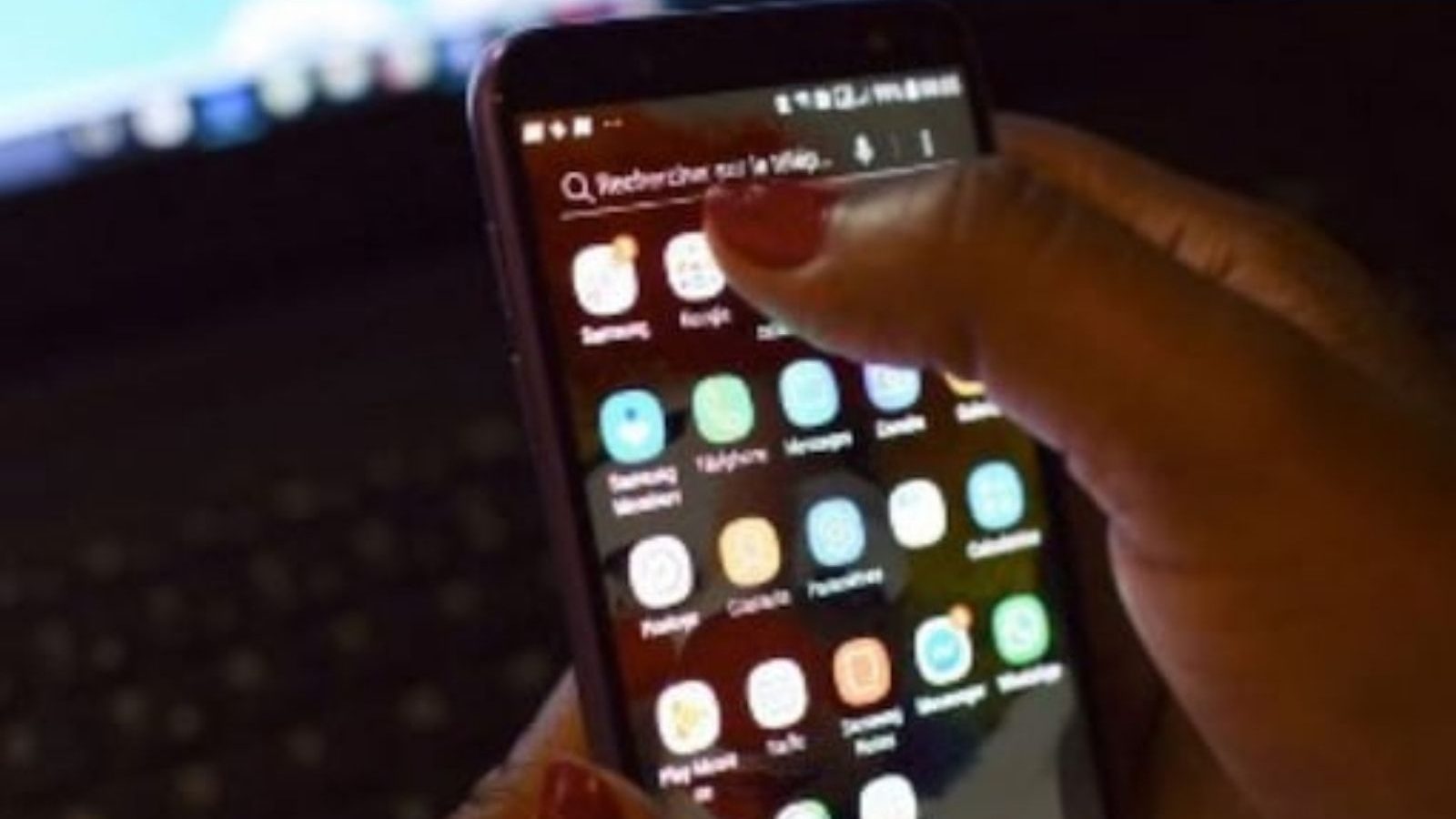 மின் கட்டண பில் மோசடி.. செல்போனுக்கு வந்த லிங்கை கிளிக் செய்ததால் பறிபோன ரூ.1.68 லட்சம்