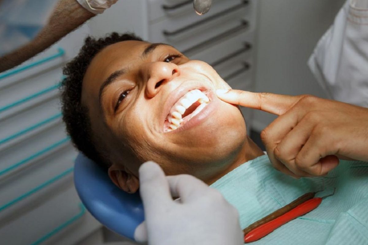 Water Fluoridation: பல் சொத்தை அபாயத்தைக் குறைக்க உதவும்! எப்படி?