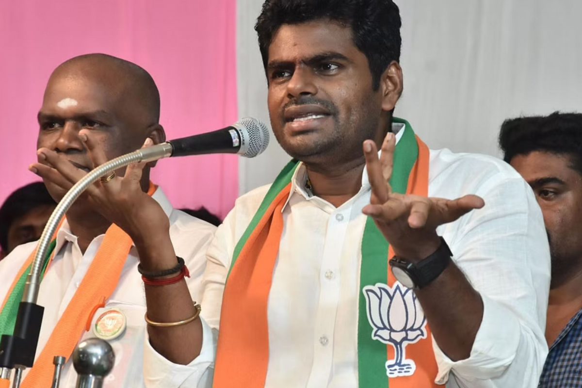 தமிழக அரசின் இருமொழிக் கொள்கையால் தமிழுக்கு அபாயம் : அண்ணாமலை