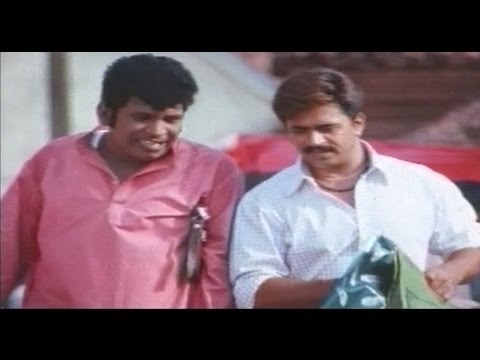  அர்ஜூன் - வடிவேலு இருவரும் பல படங்களில் நடித்திருந்தாலும், கிரியில் வரும் வீரபாகுவையும், மருதமலையில் வரும் ஏட்டு ஏகாம்பரத்தையும் யாராலும் மறக்க முடியாது. அதிலும் அந்த பேக்கரி டீலிங்... சொல்ல வார்த்தைகளே இல்லை.