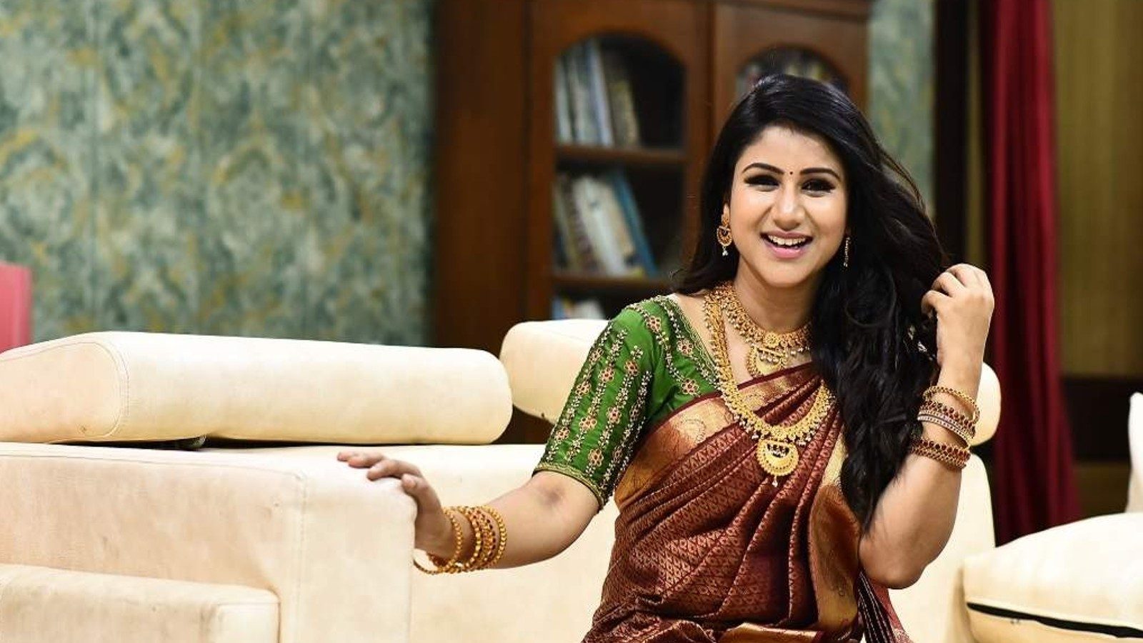 கணவர் வழியில் செல்லும் ஆல்யா மானசா.. சின்னத்திரையில் பரவும் அந்த விஷயம் உண்மையா?