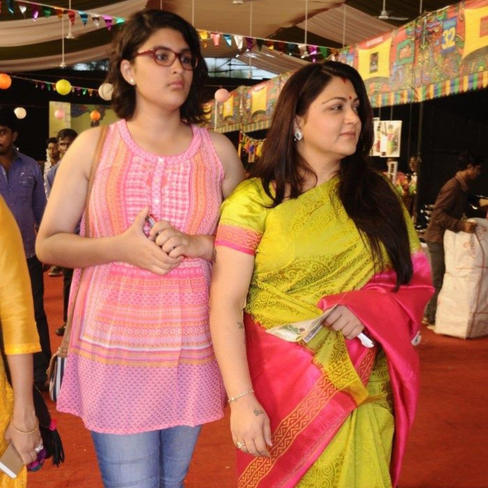 ஹீரோயின் போல மாறிய குஷ்பு மகள்! இந்த புகைப்படத்தை பாருங்க.. News18 தமிழ்