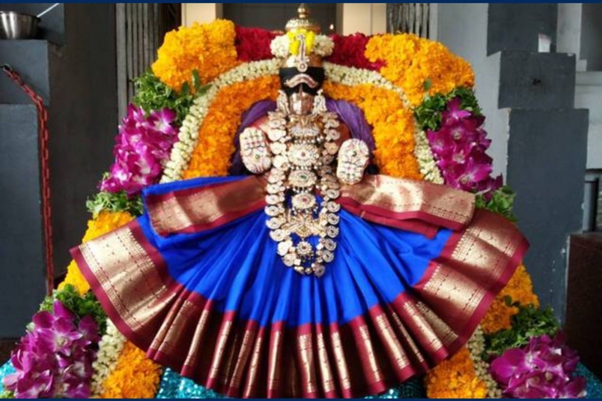 அருள் தரும் நவராத்திரி நாள் 4-பூஜை செய்யும் முறை,நேரம்,மந்திரம் & பலன் அருள் தரும் நவராத்திரி நாள் 4-பூஜை செய்யும் முறை,நேரம்,மந்திரம் & பலன்