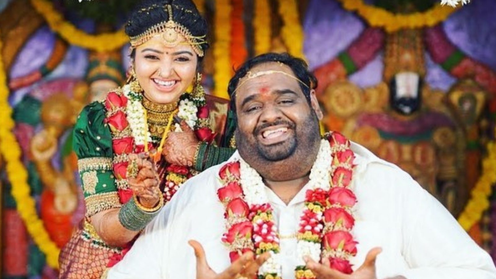 என்னது..?! மகாலட்சுமிக்கும் எனக்கும் 20 வயது வித்தியாசமா?? தயாரிப்பாளர் ரவிந்தர் விளக்கம்…