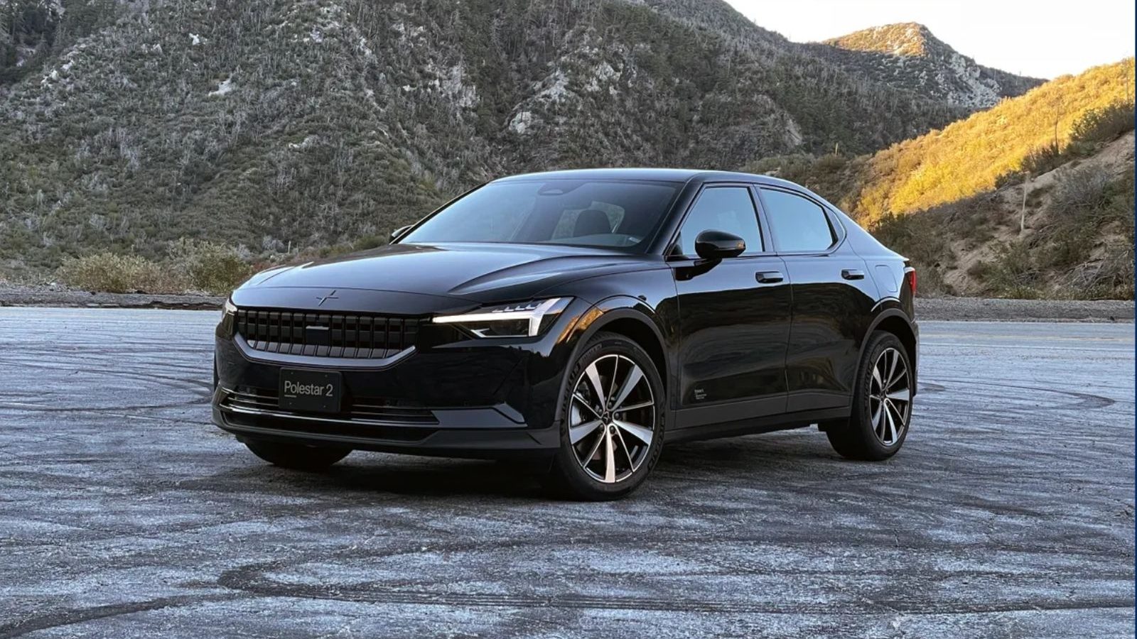 இந்த எலெக்ட்ரிக் காரை விட இந்த பேட்டரியின் விலை அதிகமாம்.!