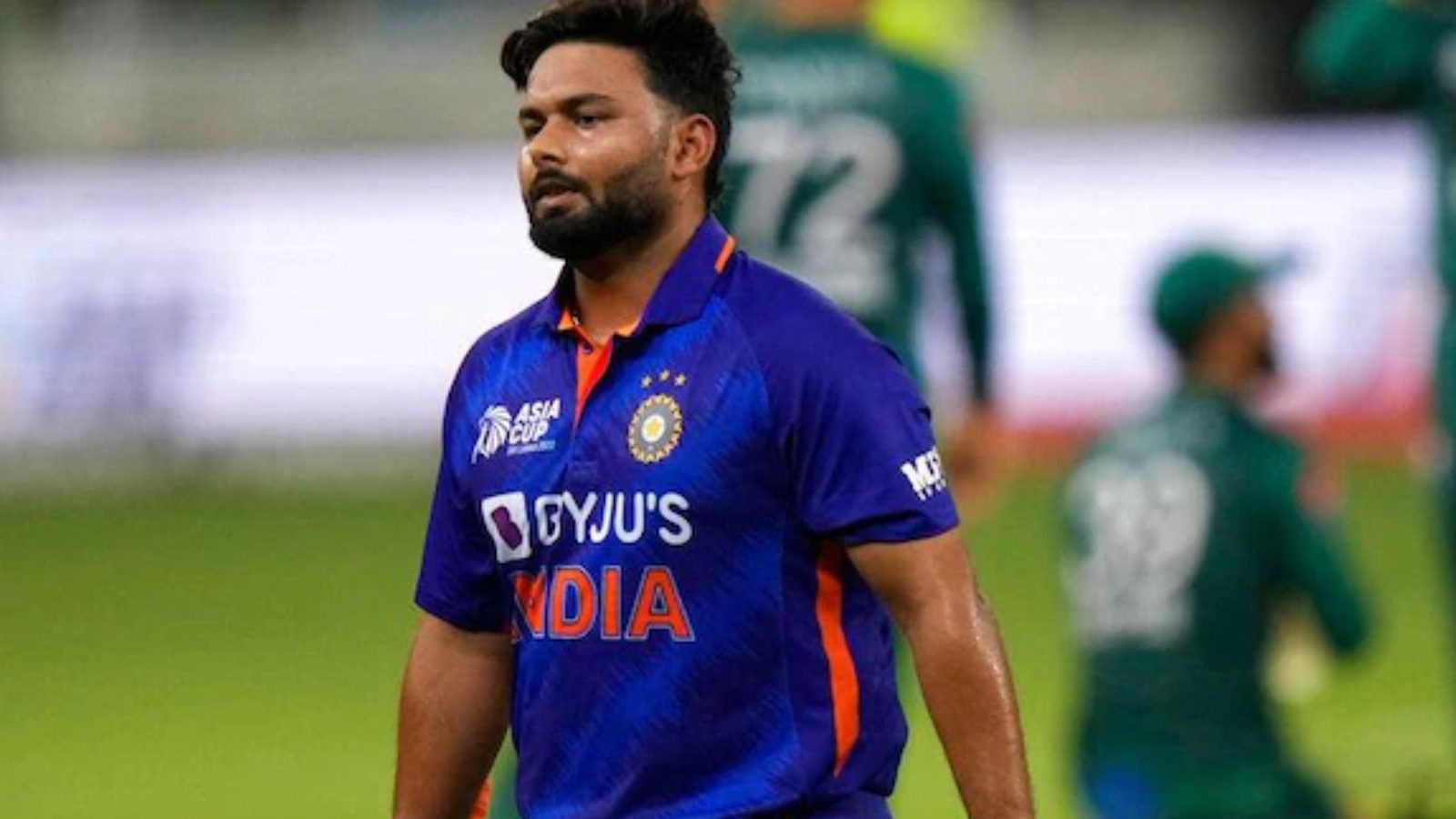 ரிவர்ஸ் ஸ்வீப் ஆடி அவுட் ஆன ரிஷப் பண்ட்: ரோஹித் சர்மா கண்டிப்பு- வைரலான வீடியோ