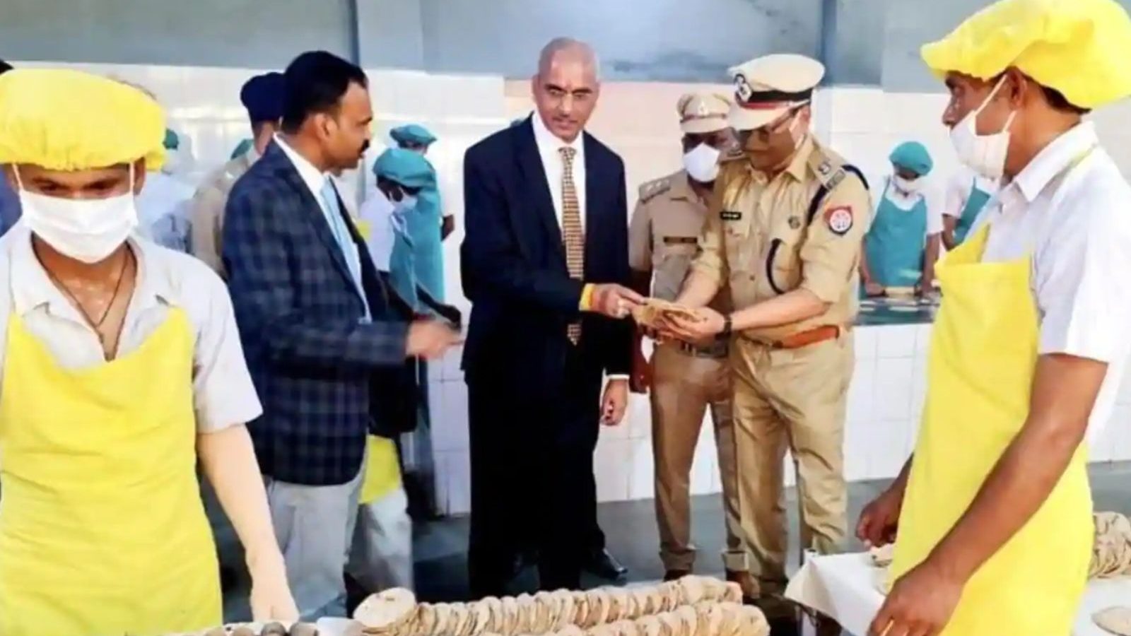 5 நட்சத்திர உணவு அந்தஸ்தைப் பெற்ற உத்தரபிரதேச சிறைச்சாலை..!