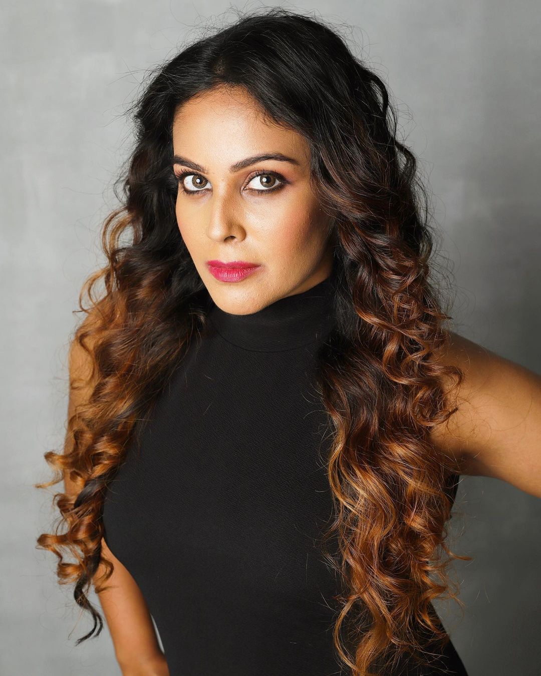  நடிகை சாந்தினி தமிழரசன் ( Image : Instagram @chandiniofficial)