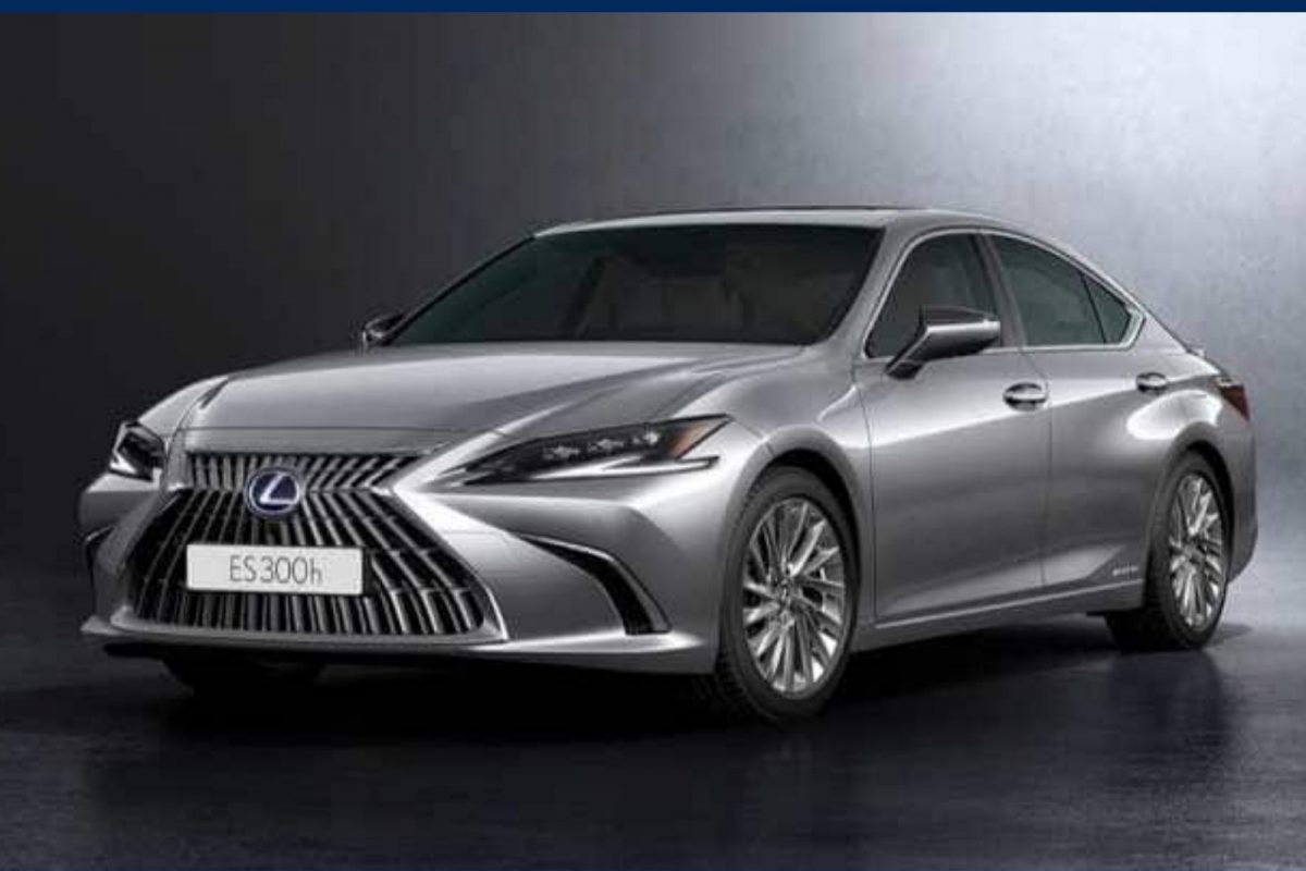 இந்தியாவில் வெளியானது 2022 lexus ES 300h கார்.. சிறப்பு அம்சம் என்ன?