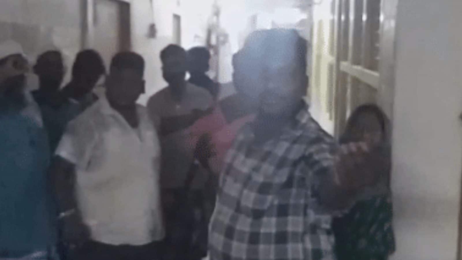 திருத்தணி அருகே டி.வி விழுந்து 2 வயது ஆண் குழந்தை உயிரிழந்த சோகம்..!