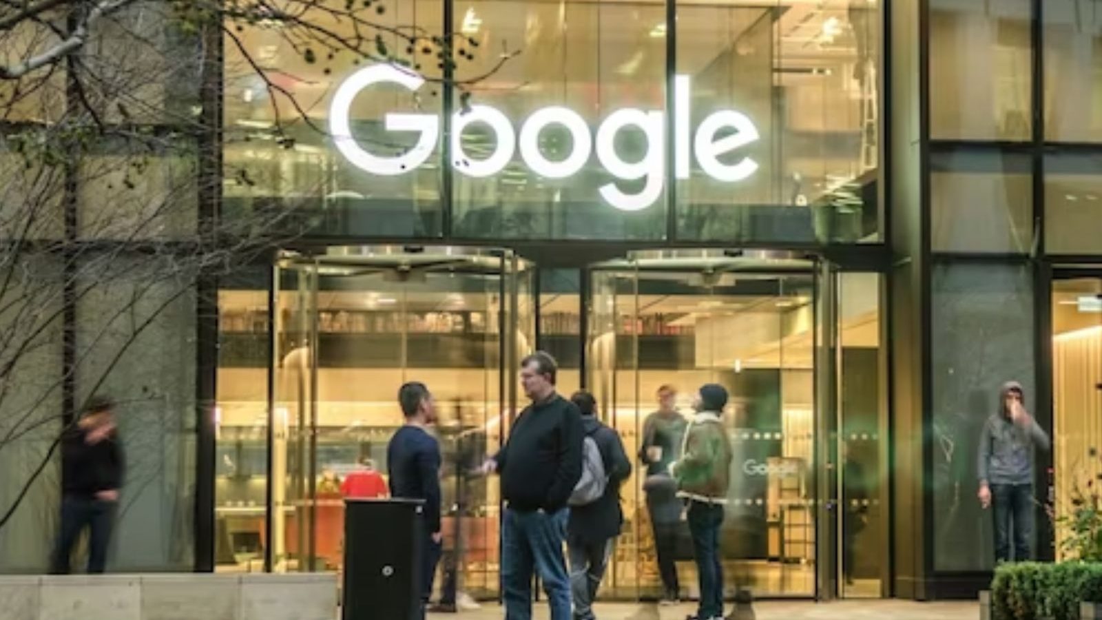 10,000 ஊழியர்களை நீக்க முடிவு.. பணிநீக்க ட்ரெண்டில் இணையும் கூகுள்.. ஷாக்கில் ஊழியர்கள்!