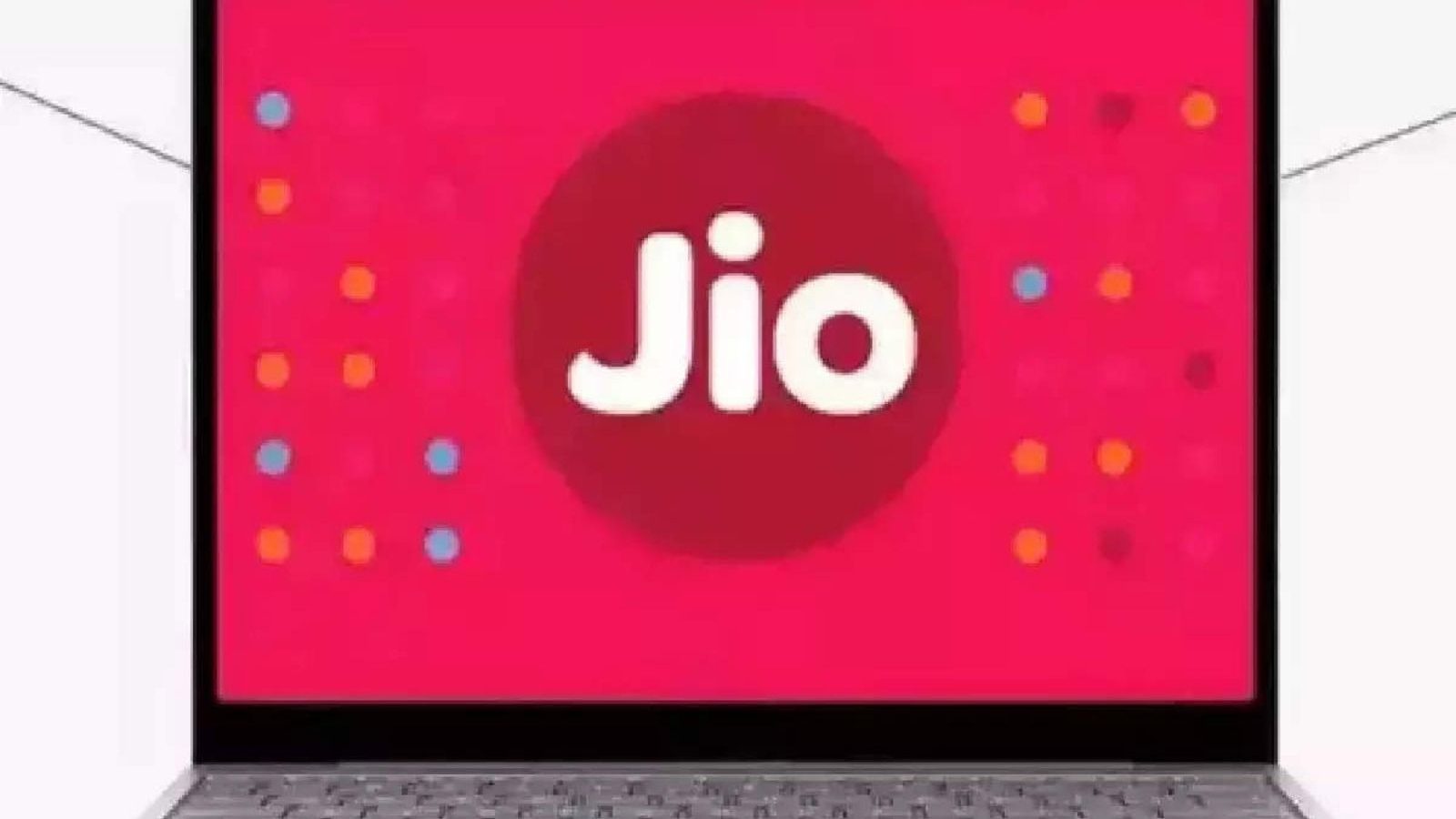 பட்ஜெட் விலையில் லேப்டாப்.. 4ஜி கார்டுடன் வரும் ‘ஜியோபுக்’ விலை என்னத் தெரியுமா.? 