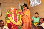 தேவரின் திருவுருவ சிலைக்கு கனிமொழி எம்பி மரியாதை..!