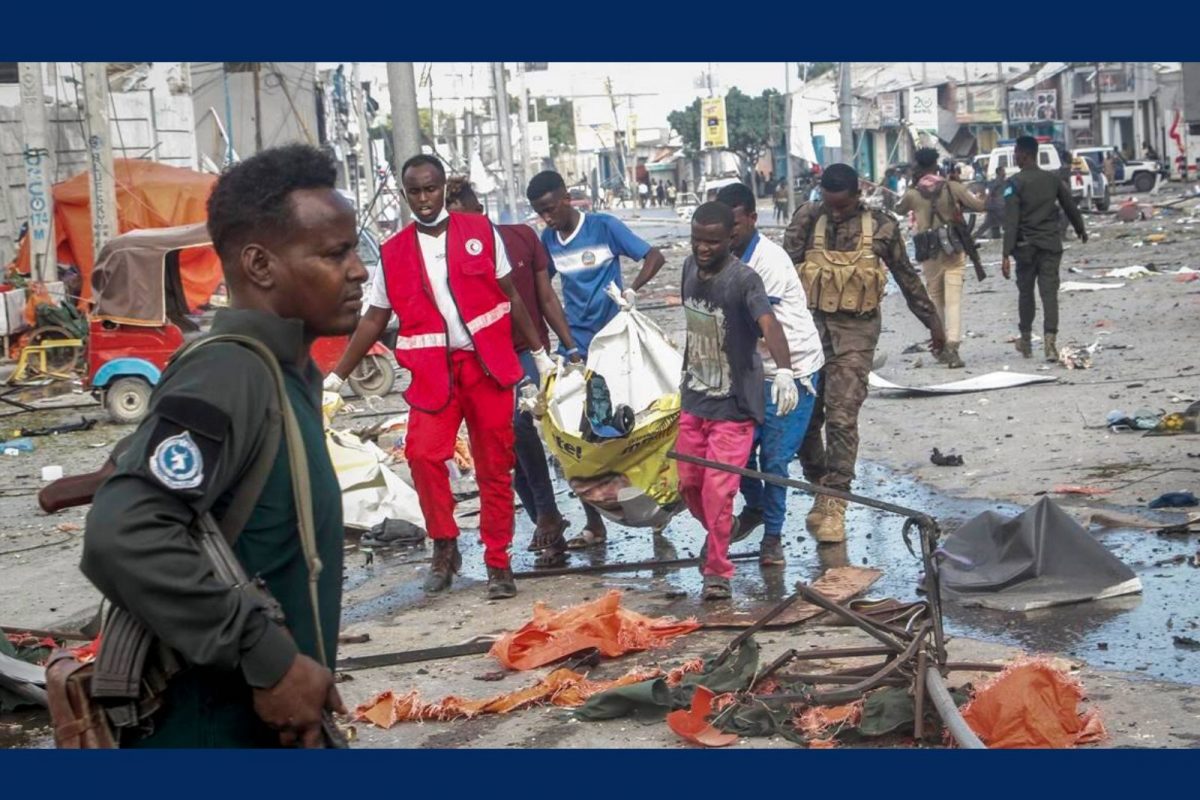 சோமாலியாவில் சக்தி வாய்ந்த குண்டுவெடிப்பு-100க்கும் மேற்பட்டோர் பலி