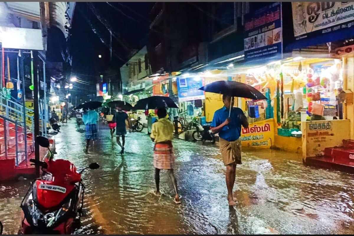 தேனி மாவட்டத்தில் வெளுத்து வாங்கிய கனமழை - பகுதிவாரியாக மழையின் அளவு  குறித்த விபரம் இதோ