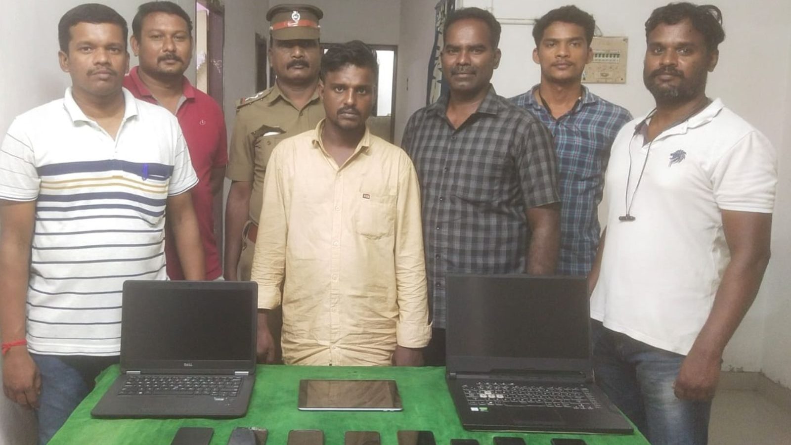 திருட்டில் இது புதுசு... ACT ஃபைபர் நெட் வாடிக்கையாளர்களை மட்டுமே குறி வைத்து நூதன மோசடி...