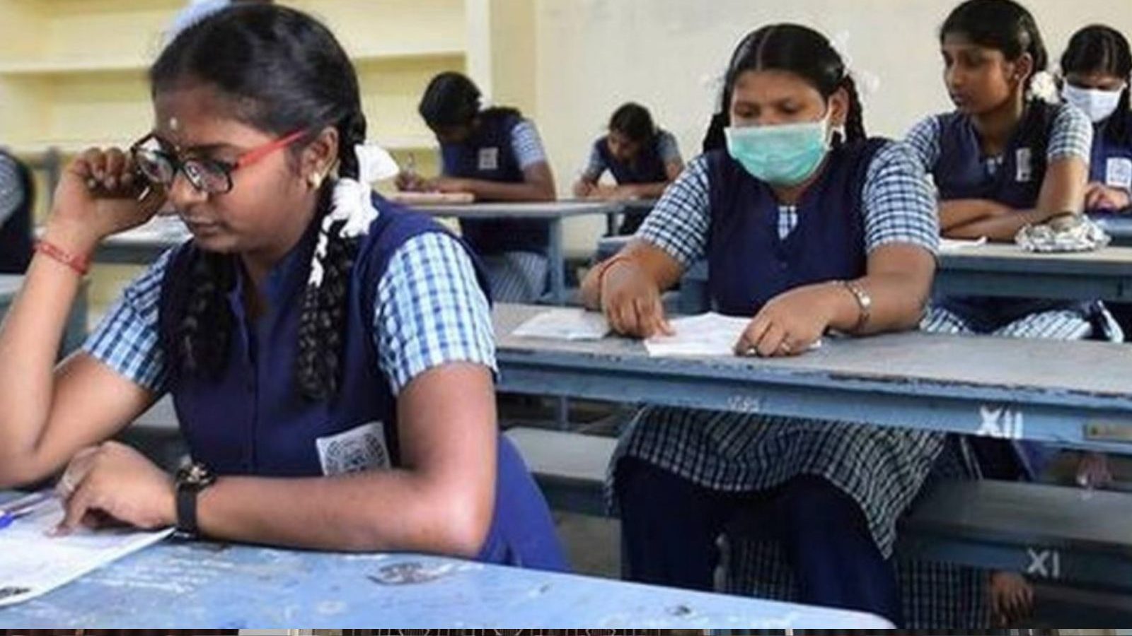 12ம் வகுப்பு பொதுத் தேர்வு ஹால் டிக்கெட் நாளை வெளியீடு