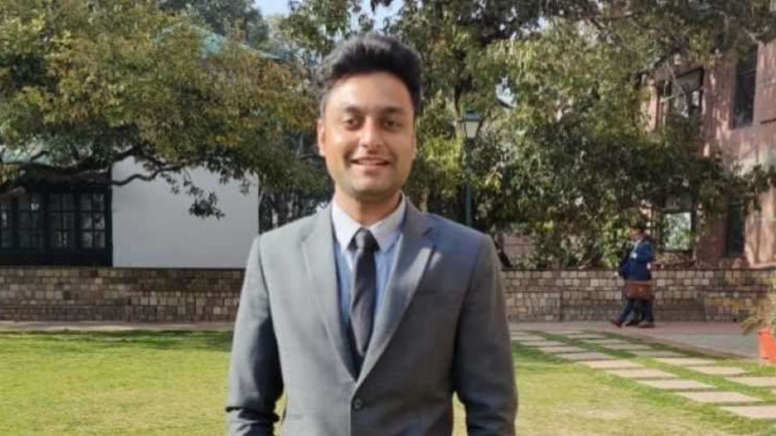 Srutanjay Narayanan: திருப்பூர் மாவட்ட துணை ஆட்சியராக பிரபல நடிகரின் மகன்... குவியும் வாழ்த்துகள்!