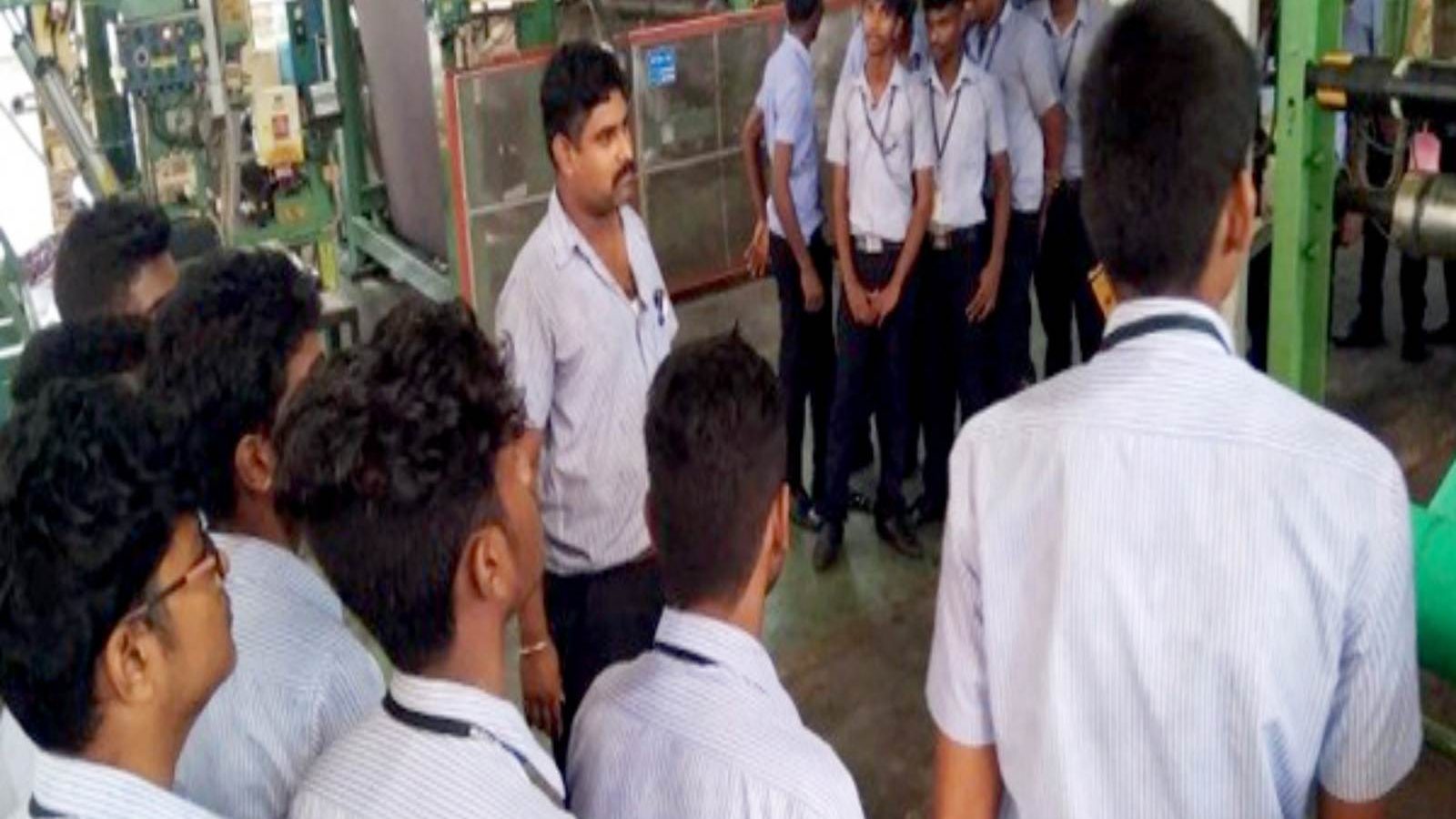 பகுதிநேர விரிவுரையாளர்களை பணியமர்த்த வேண்டாம்: கல்வி ஆணையர் உத்தரவு பகுதிநேர விரிவுரையாளர்களை பணியமர்த்த வேண்டாம்: கல்வி ஆணையர் உத்தரவு