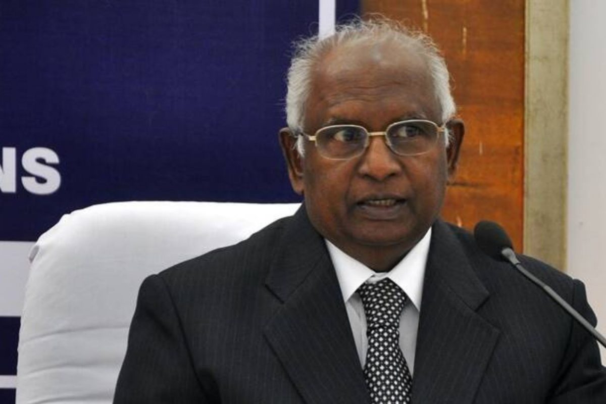 மதம் மாறிய தலித்துகளுக்கு எஸ்சி அந்தஸ்து வழங்குவது குறித்து ஆராய குழு!