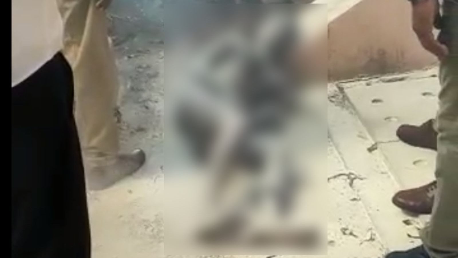 சென்னை உயர்நீதிமன்றத்தில் ஜாதி சான்றிதழ் கேட்டு தீக்குளித்தவர் உயிரிழப்பு..!