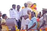 தேவருக்கு புகழஞ்சலி செலுத்திய வைரமுத்து