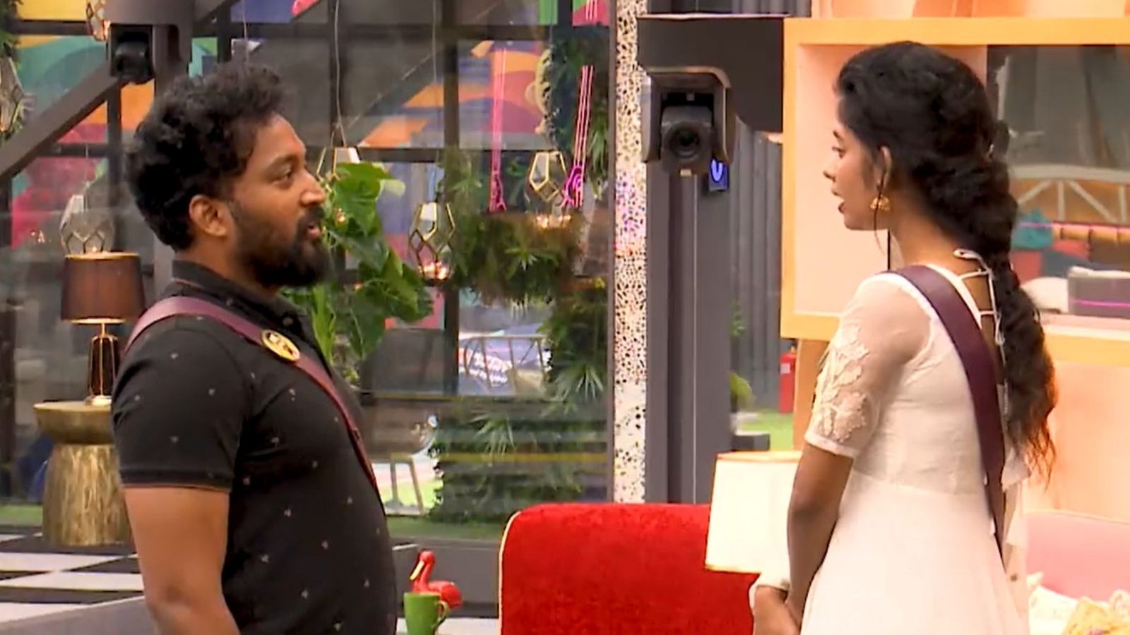 இலங்கை... தமிழ்... ரொம்ப டர்ட்டி ஆக்க பாக்குறீங்க - ஜனனியிடம் விளக்கமளிக்கும் விக்ரமன்!