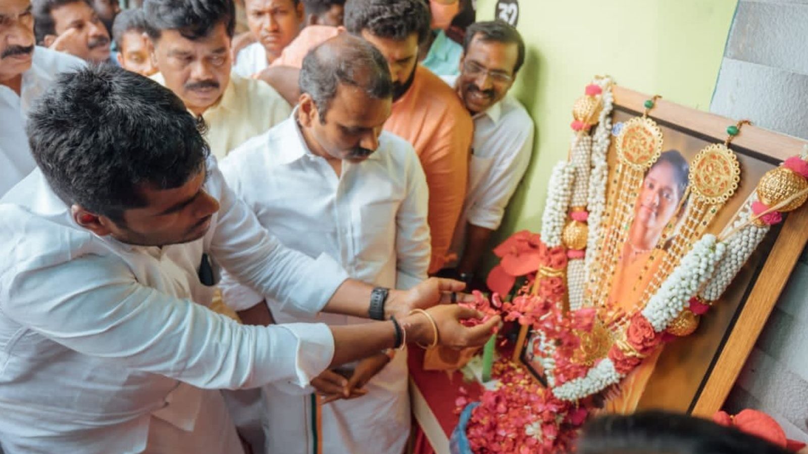 மாணவி பிரியா பெயரில் பாஜக சார்பில் ஃபுட்பால் போட்டி: அண்ணாமலை