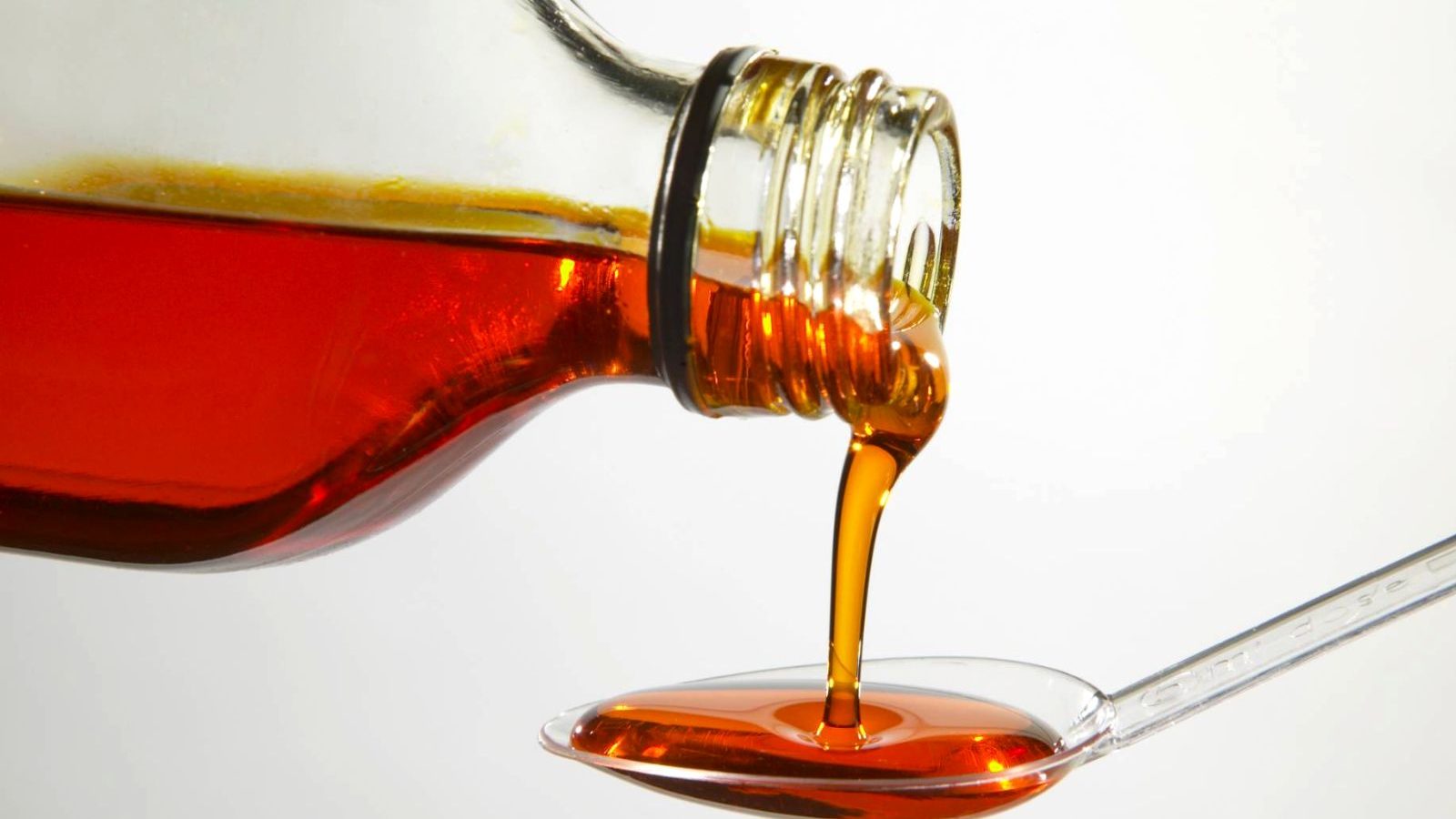 150 குழந்தைகள் மரணம்: இந்தோனேசியாவின் 2 சிரப் நிறுவன லைசன்ஸ் ரத்து... காரணம் என்ன?