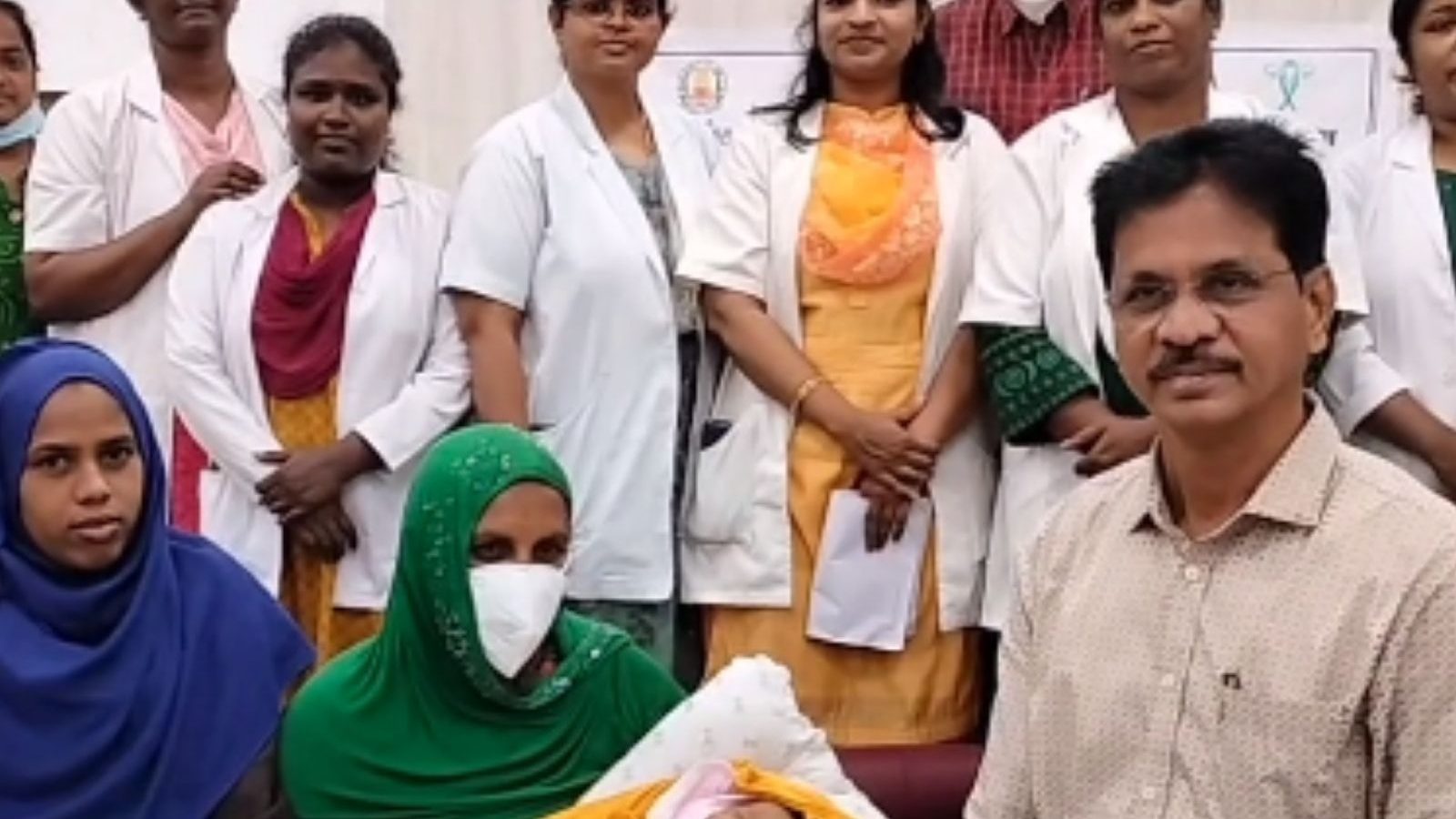 விஷகாய்ச்சலால் சுயநினைவை இழந்த கர்ப்பிணி..  தாய் மற்றும் குழந்தையின் உயிரை காத்த அரசு மருத்துவமனை மருத்துவர்கள்