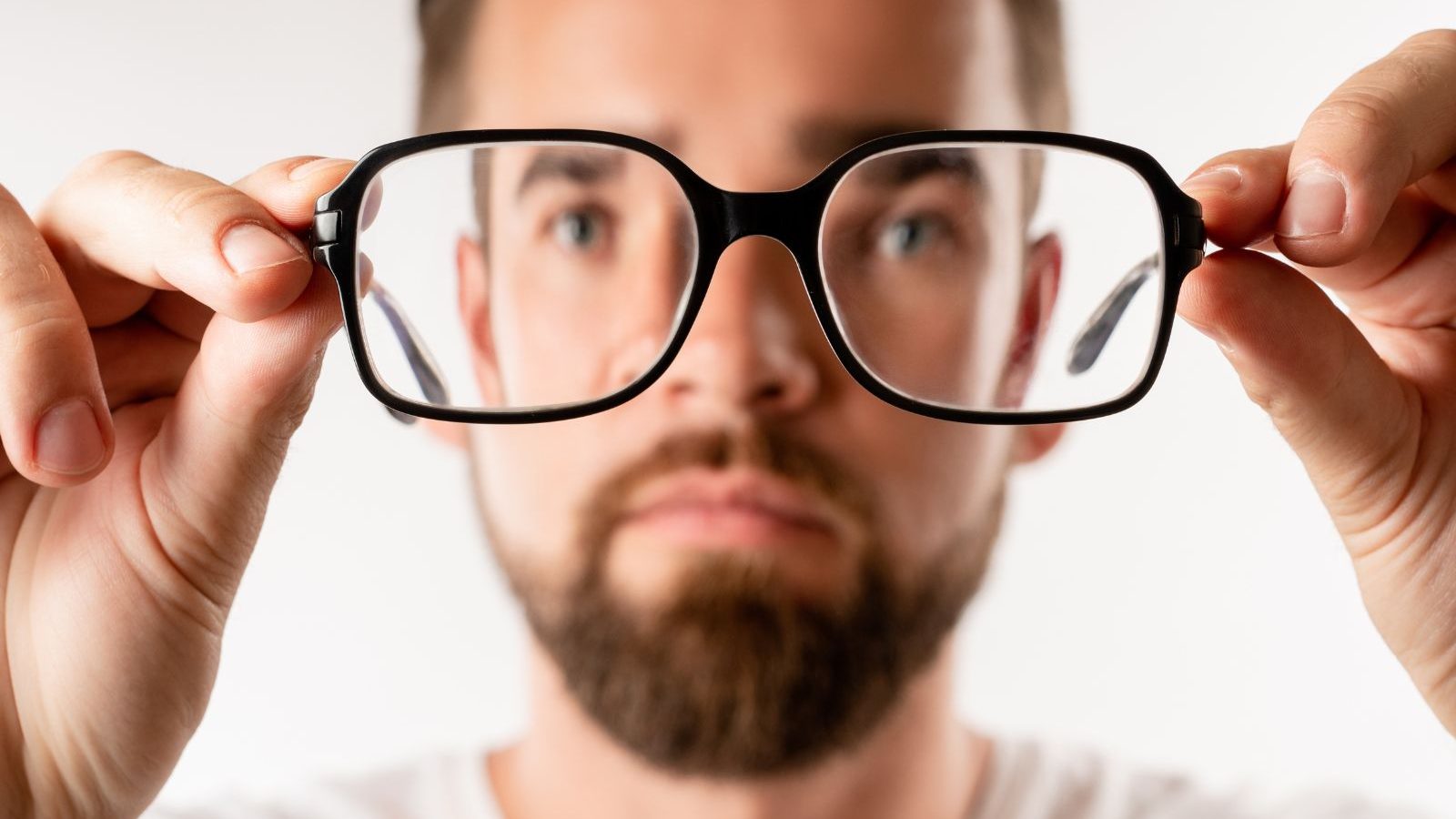 உடல் பருமன் உள்ளவர்களுக்கு கண் சம்பந்தப்பட்ட பிரச்சனைகள் உண்டாகும் : புதிய ஆய்வில் தகவல்!