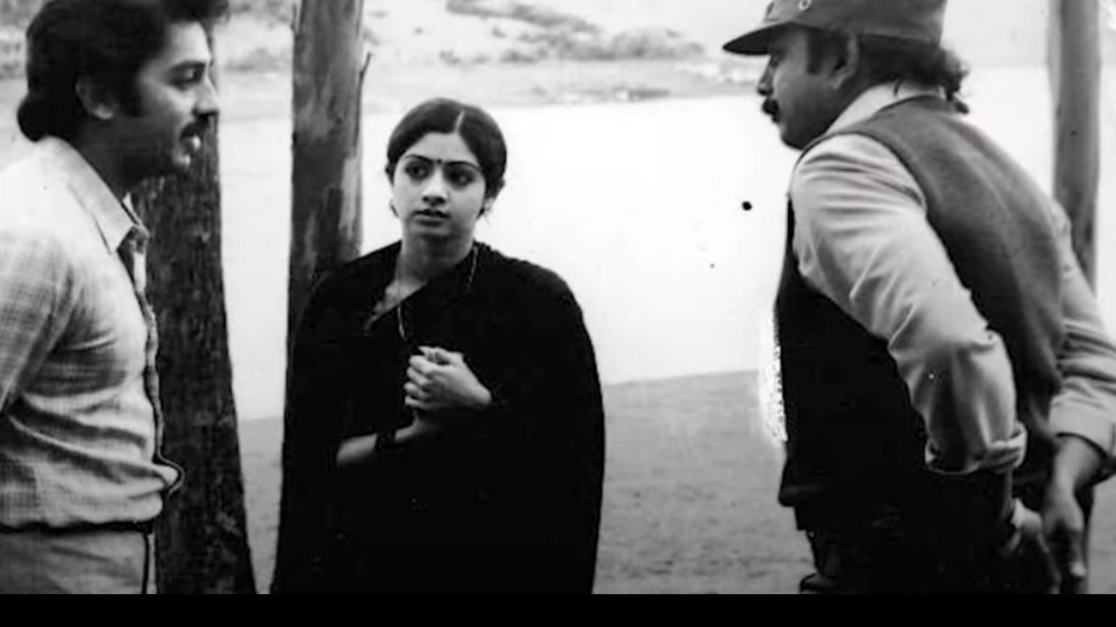 பாலுமகேந்திராவின் மூன்றாம் பிறை மலையாளப் படத்தின் தழுவலா?