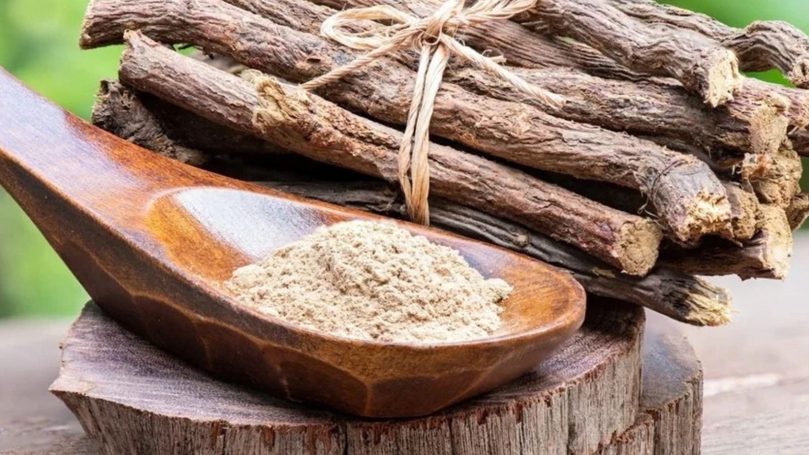 மழைக்காலத்தில் அதிமதுரம் பயன்படுத்துவதால் இத்தனை நன்மைகளா..?