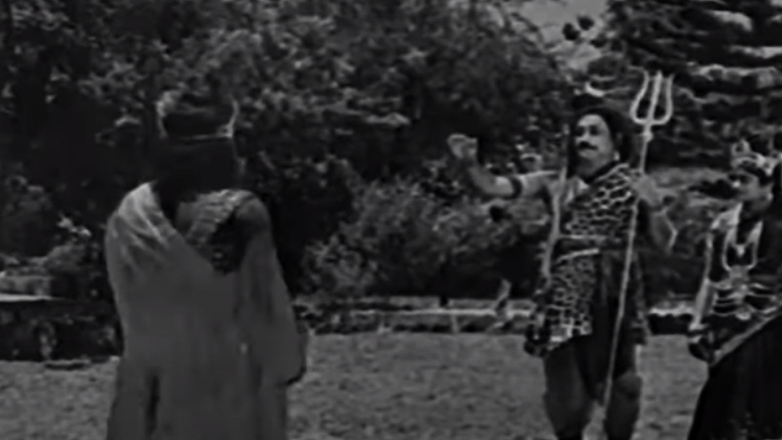 100 நாள்கள் ஓடிய முதல் தமிழ் திரைப்படம் எது தெரியுமா?