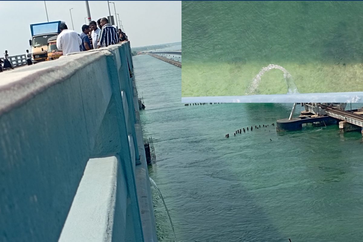 குழாய் உடைப்பால் கடலில் கலக்கும் குடிநீர்