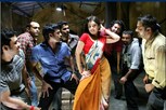வீக் எண்ட் பார்ட்டி ஸ்டார்ட் ஆகிடுச்சா? இந்த பாடல்களோட கொண்டாடுங்க!