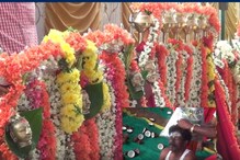 கோவில் விழாவில் பக்தர்கள் தலையில் 1008 தேங்காய்கள் உடைத்து வழிபாடு..!