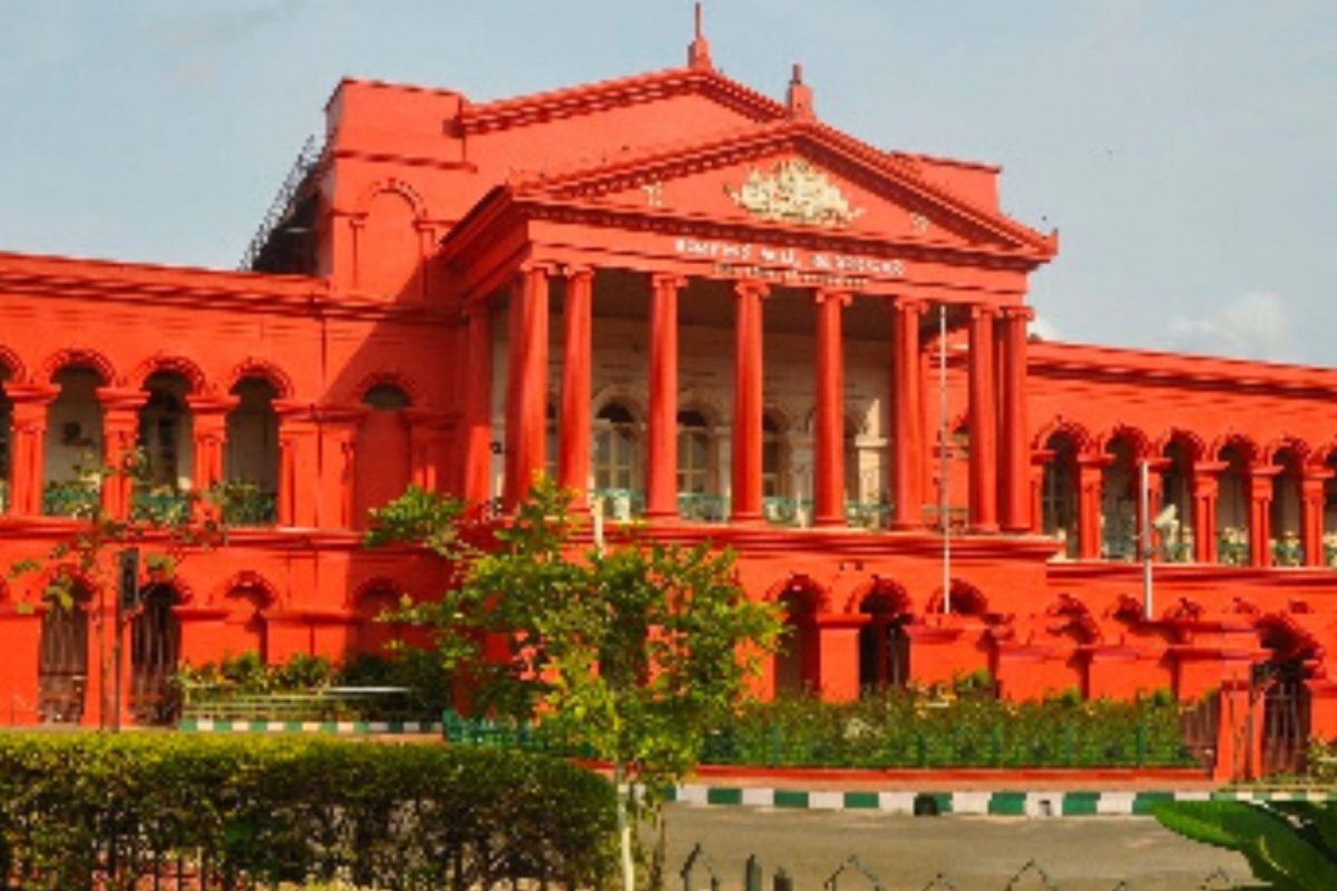 மனைவியின் காதலரின் செல்போன் தகவல்களைக் கேட்ட வழக்கில் முக்கிய தீர்ப்பு