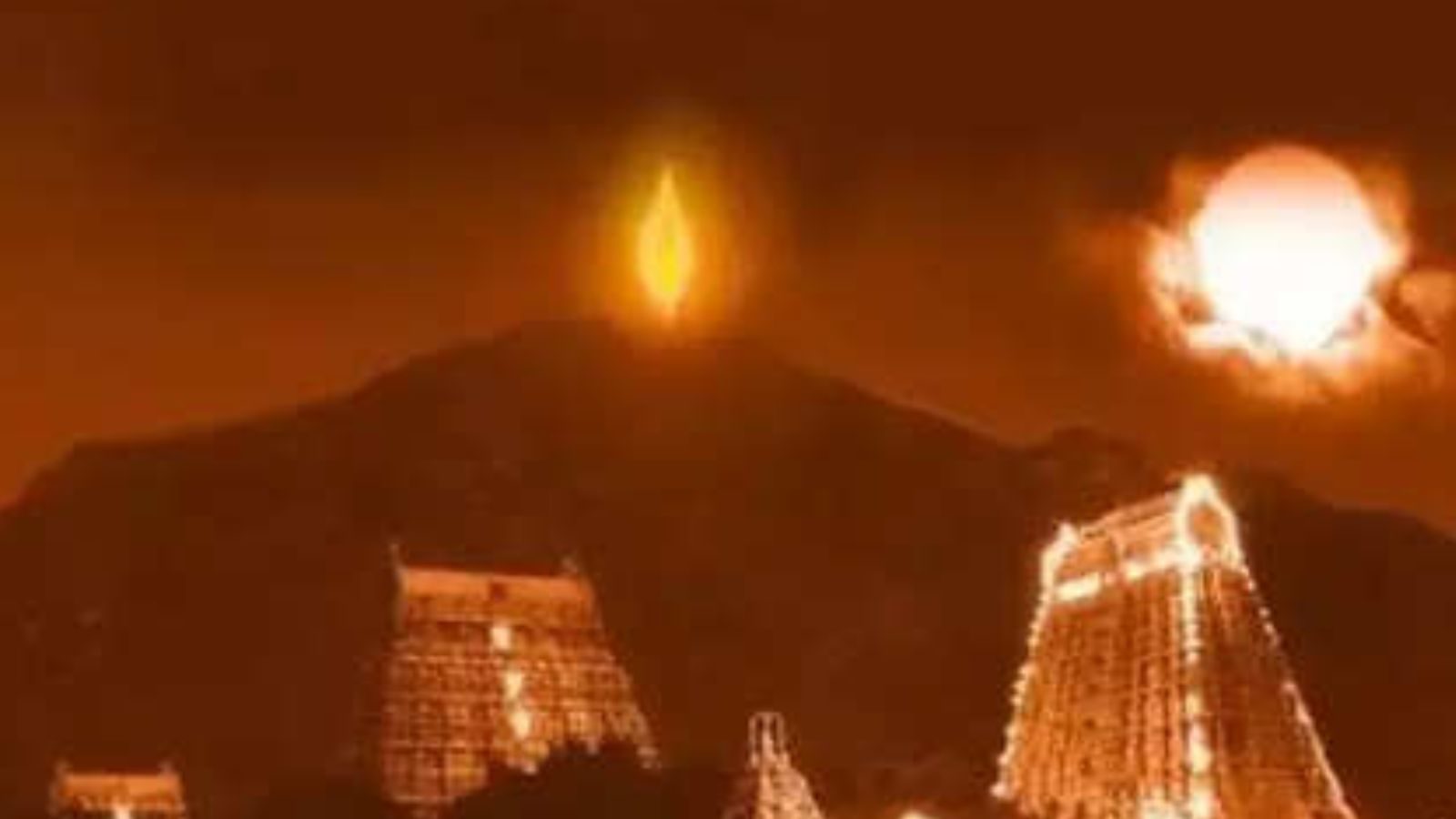 திருவண்ணாமலை தீப தரிசனம்: முடங்கிய ஆன்லைன் புக்கிங் இணையதளம்.. விளக்கமளித்த கோயில் நிர்வாகம்!